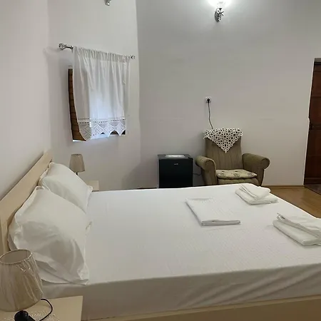 Apartment Dora Berat