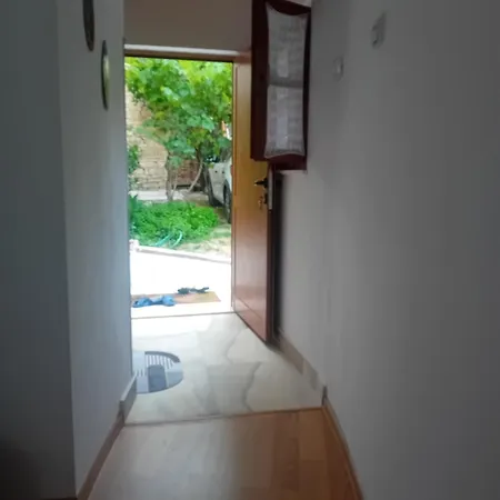 Dora Apartment Berat