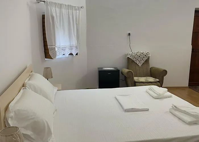 Apartament Dora Berat