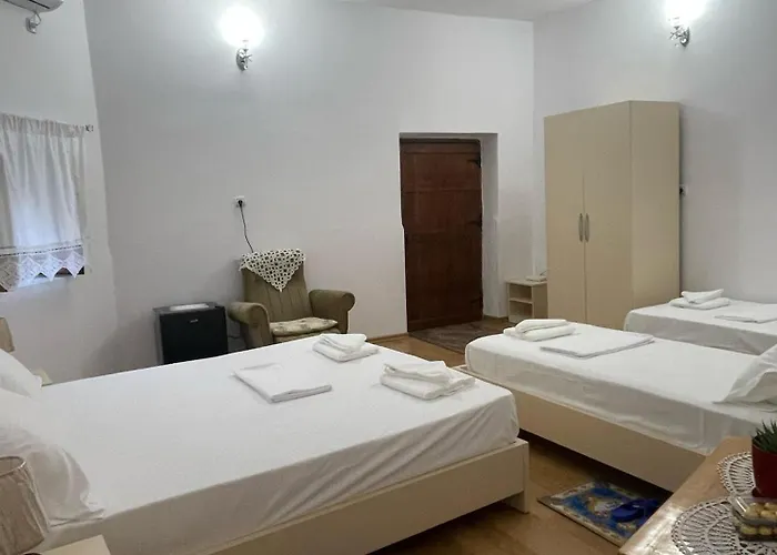 Dora Apartament Berat